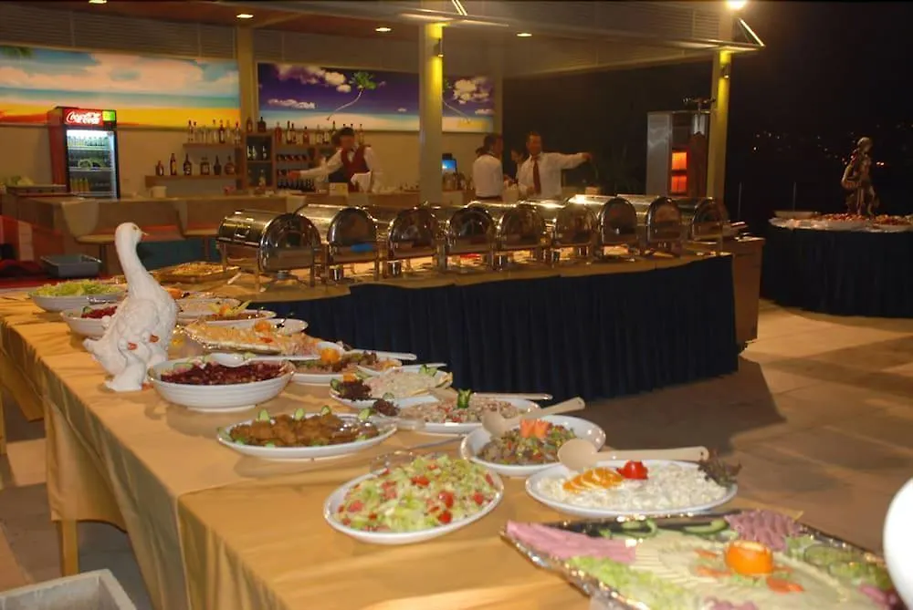 Goldenday Wings Hotel Kusadasi 3*,